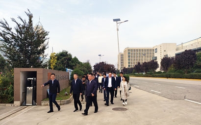 團(tuán)市委、市貿(mào)促會(huì)、市青企協(xié)一行到工投集團(tuán)涇河產(chǎn)業(yè)園考察交流