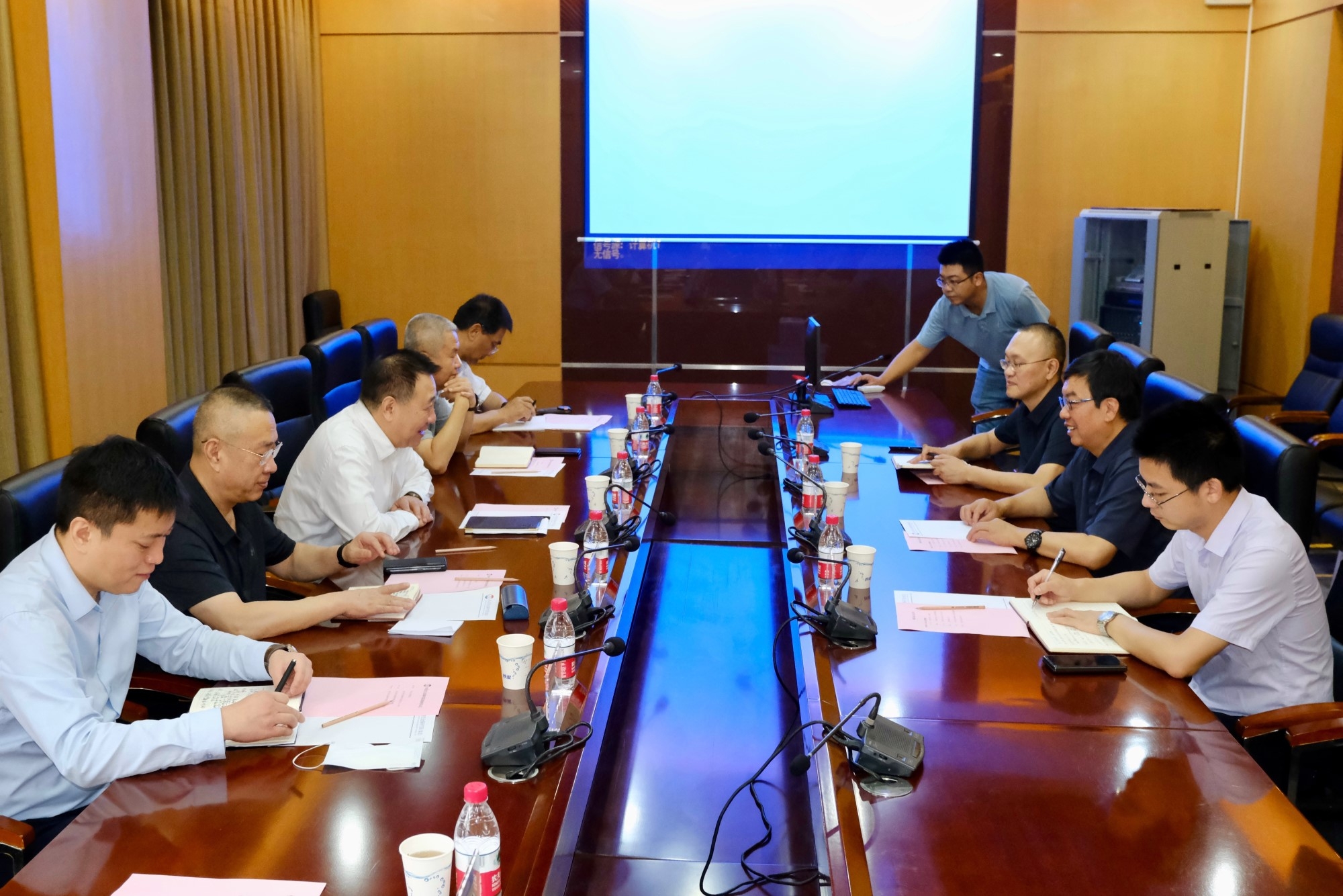 工投集團(tuán)黨委書記、董事長(zhǎng)金輝拜訪西北有色金屬研究院